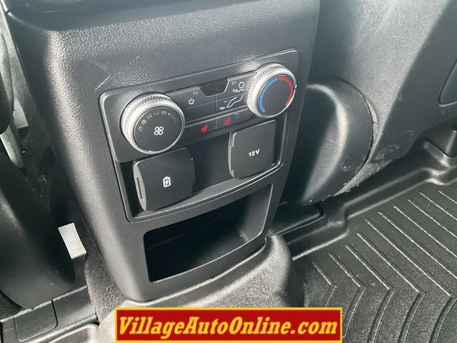 Used 2020 Ford Explorer XLT w/ Comfort Package AWD/4WD image 32
