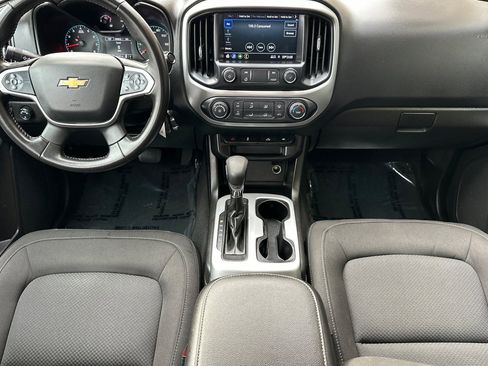 Used 2022 Chevrolet Colorado LT image 12
