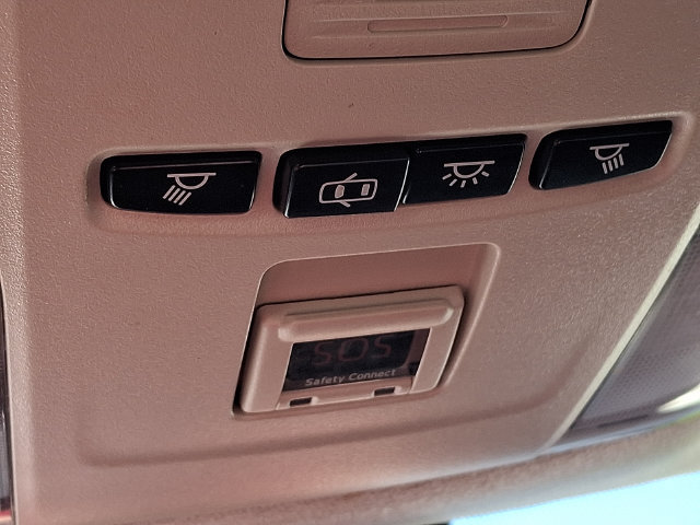 Used 2020 Toyota Corolla LE FWD image 26