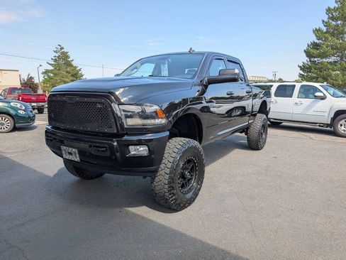 Used 2017 RAM 2500 Laramie w/ Sport Appearance Group AWD/4WD image 3