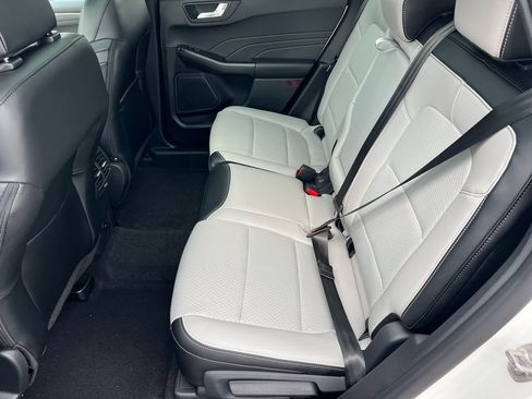 New 2026 Ford Escape SE FWD image 22