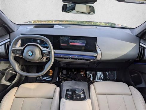 Used 2025 BMW X3 xDrive30i w/ Premium Package image 18
