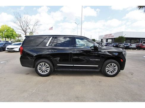 Used 2024 GMC Yukon SLT AWD/4WD image 5