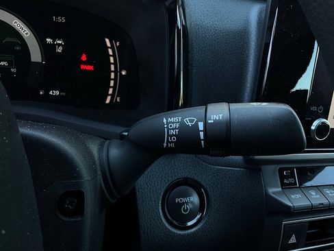 Used 2025 Toyota Camry LE image 34