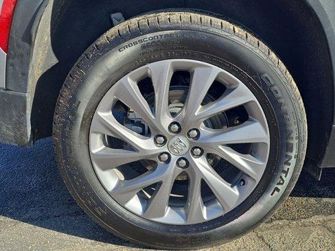 Used 2025 Buick Enclave Preferred image 5