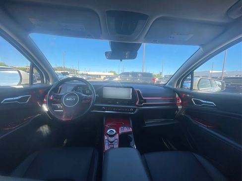 Used 2025 Kia Sportage EX AWD/4WD image 24