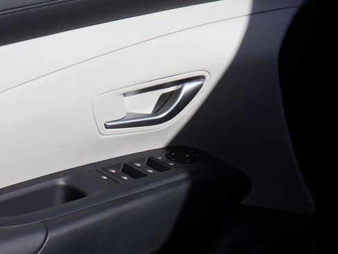 New 2026 Hyundai Tucson SEL image 23