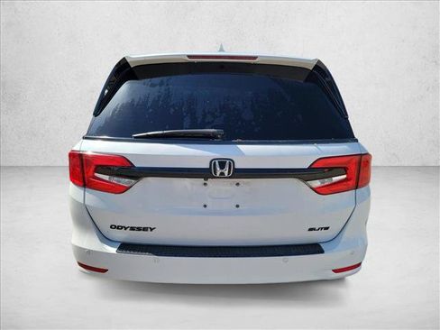 Used 2021 Honda Odyssey Elite image 6