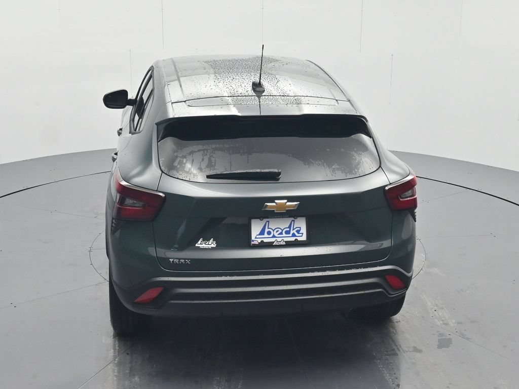 New 2026 Chevrolet Trax LS w/ LS Convenience Package FWD image 32