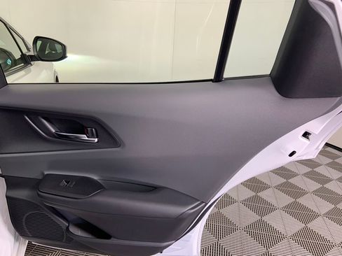 Used 2023 Toyota Prius XLE image 11