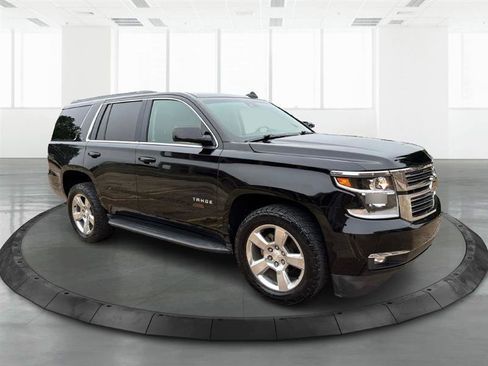 Used 2016 Chevrolet Tahoe LT RWD image 2
