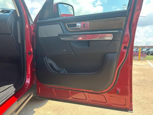 Used 2012 Land Rover Range Rover Sport HSE LUX image 28