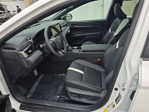 New 2026 Toyota Camry Hybrid image 20