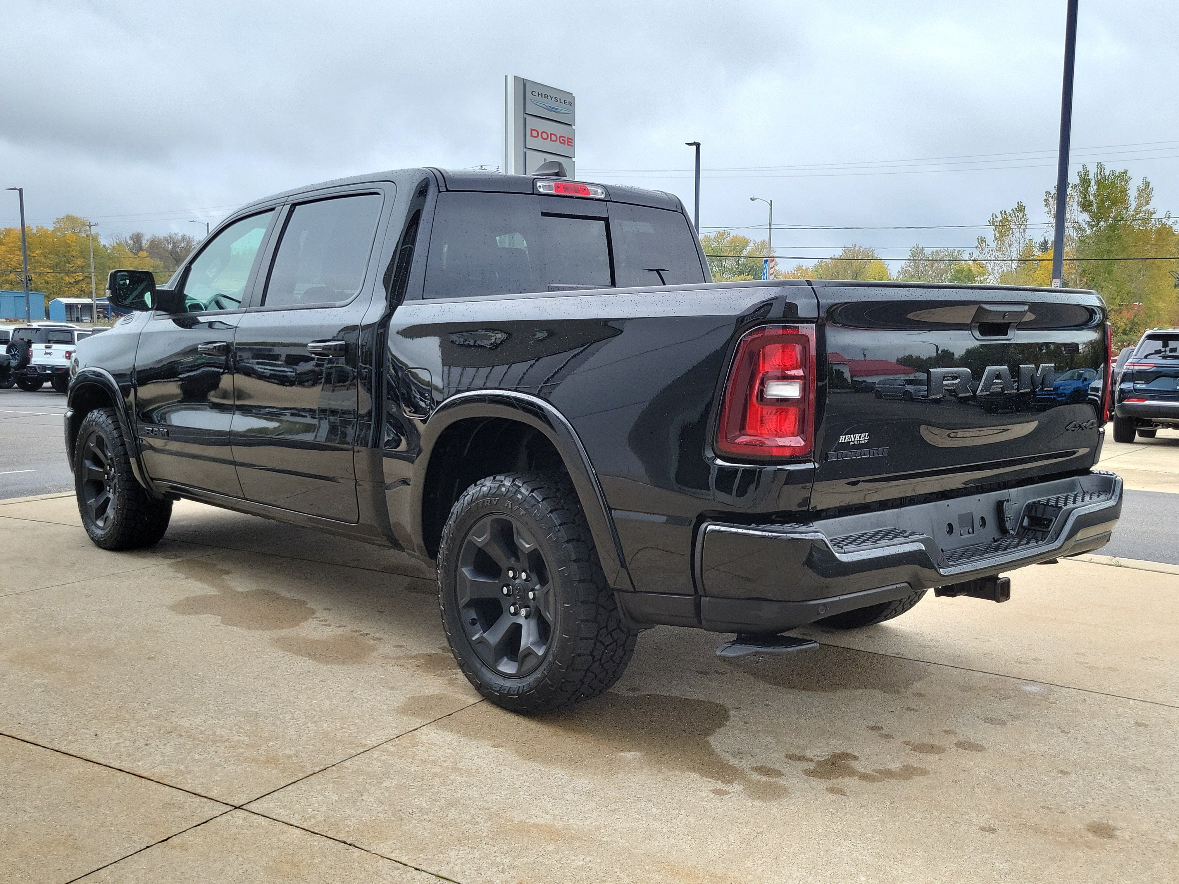 Used 2025 RAM 1500 Big Horn AWD/4WD image 3