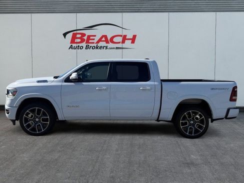 Used 2021 RAM 1500 Laramie AWD/4WD image 7