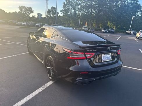 Used 2023 Nissan Maxima SR w/ Sport Mat Group FWD image 7