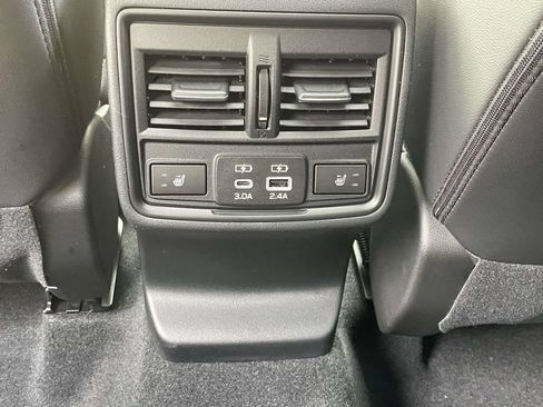 New 2026 Subaru Outback Limited w/ Premium/Limited Plus Package AWD/4WD image 13