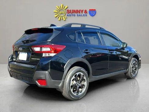 Used 2021 Subaru Crosstrek 2.0i Premium w/ Moonroof Package AWD/4WD image 8