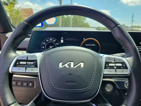 Certified 2025 Kia Telluride SX X-Line AWD/4WD image 23