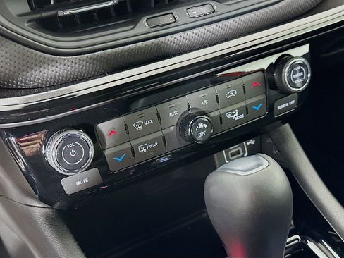 New 2026 Jeep Compass Limited image 20