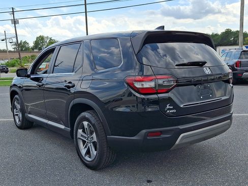 Certified 2023 Honda Pilot EX-L image 4