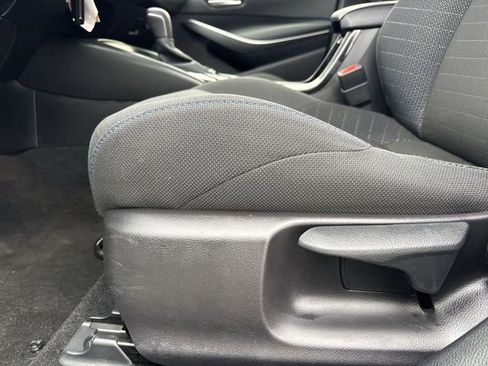Used 2022 Toyota Corolla SE image 15