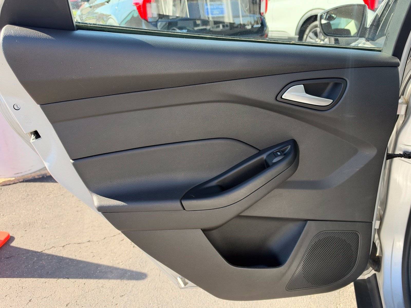 Used 2018 Ford Focus SE FWD image 21