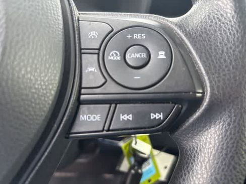 Used 2023 Toyota Corolla LE image 12