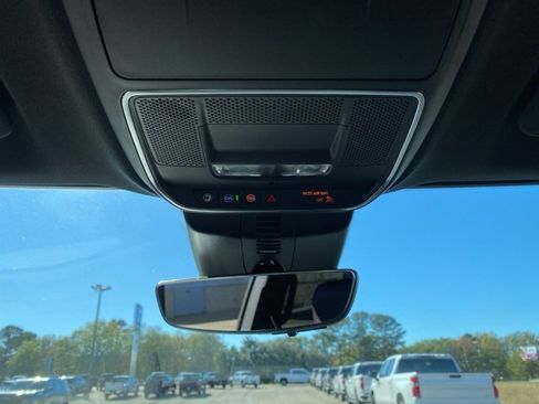 New 2026 Chevrolet Traverse RS image 20