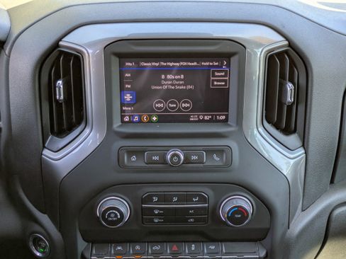 Used 2024 Chevrolet Silverado 1500 Custom RWD image 16