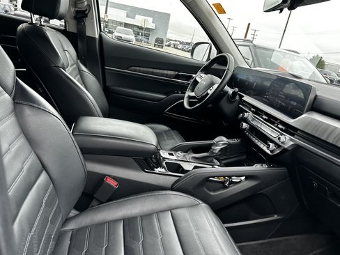 Used 2024 Kia Telluride SX Prestige AWD/4WD image 13