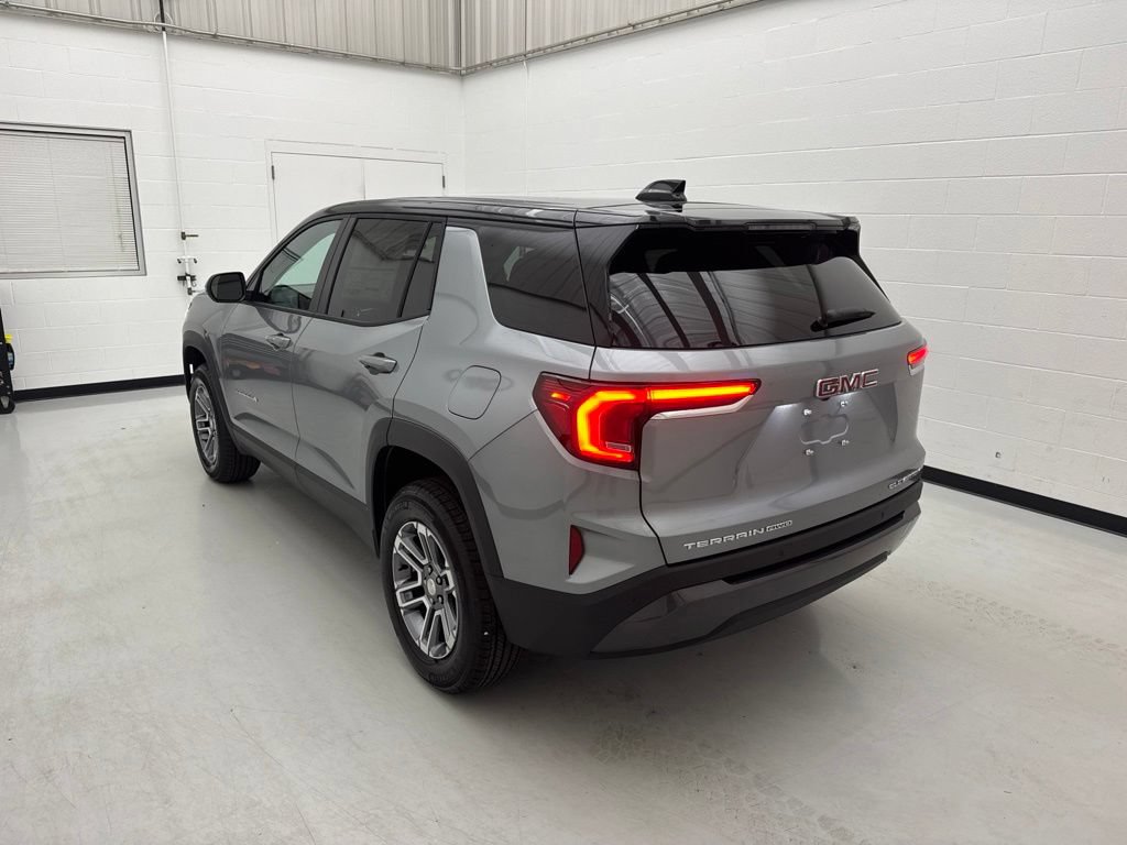 New 2027 GMC Terrain Elevation AWD/4WD image 4