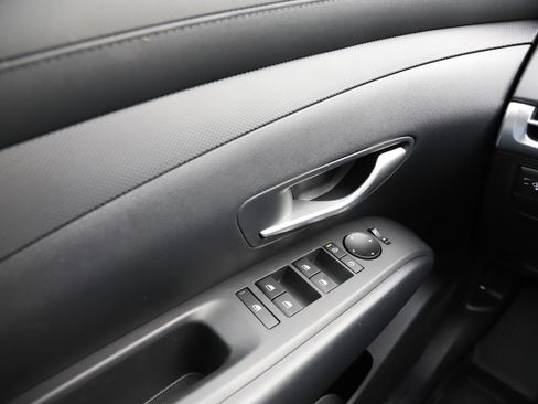 New 2026 Hyundai Tucson Blue SE image 23