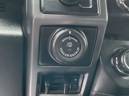 Used 2019 Ford F150 XLT w/ Equipment Group 302A Luxury image 40