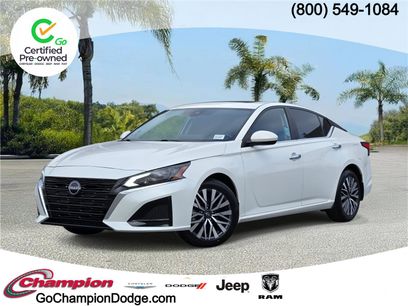 Used 2023 Nissan Altima 2.5 SV w/ SV Premium Package