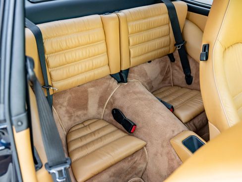 Used 1992 Porsche 911 Turbo RWD image 19