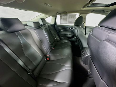 Used 2025 Acura TLX w/ Technology Package FWD image 11