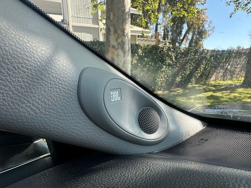 Used 2018 Toyota Camry XLE image 13