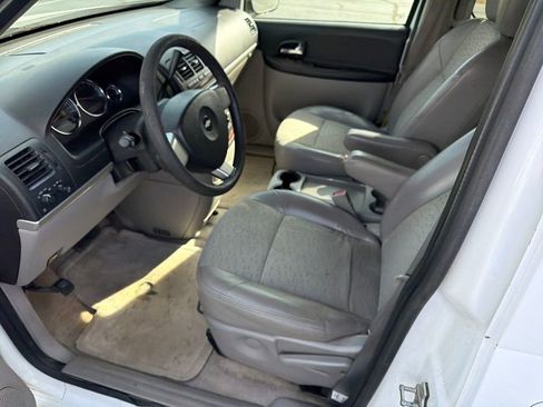 Used 2005 Chevrolet Uplander LS image 5