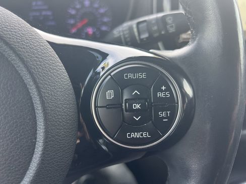 Used 2020 Kia Soul EX FWD image 20
