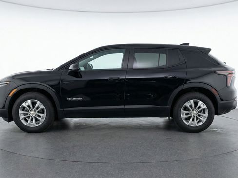 Used 2025 Chevrolet Equinox LT image 5