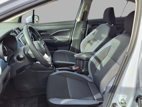 New 2025 Nissan Versa SV w/ Trunk Package FWD image 19