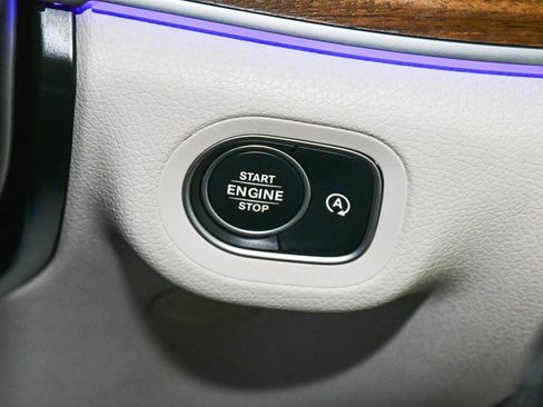 Used 2024 Mercedes-Benz GLE 350 4MATIC image 33