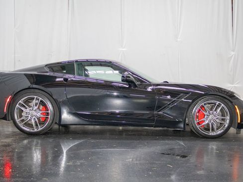 Used 2014 Chevrolet Corvette Stingray Coupe w/ 3LT Preferred Equipment Group RWD image 4