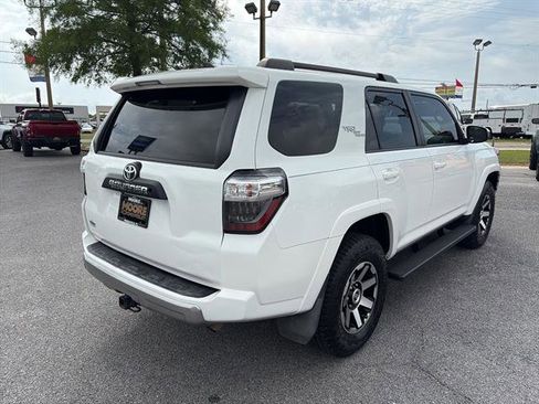 Used 2021 Toyota 4Runner TRD Off-Road AWD/4WD image 5