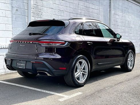 Certified 2023 Porsche Macan AWD/4WD image 17
