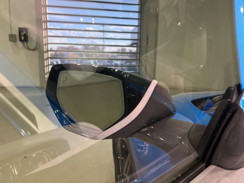 Used 2024 Chevrolet Corvette Stingray Preferred Cpe w/ Z51 Performance Package image 16