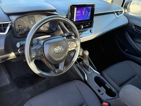 Used 2024 Toyota Corolla LE FWD image 9