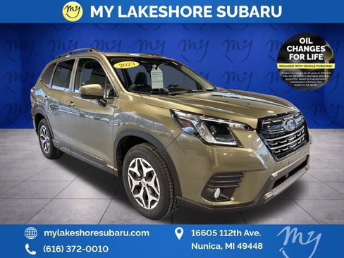 Certified 2023 Subaru Forester Premium image 1