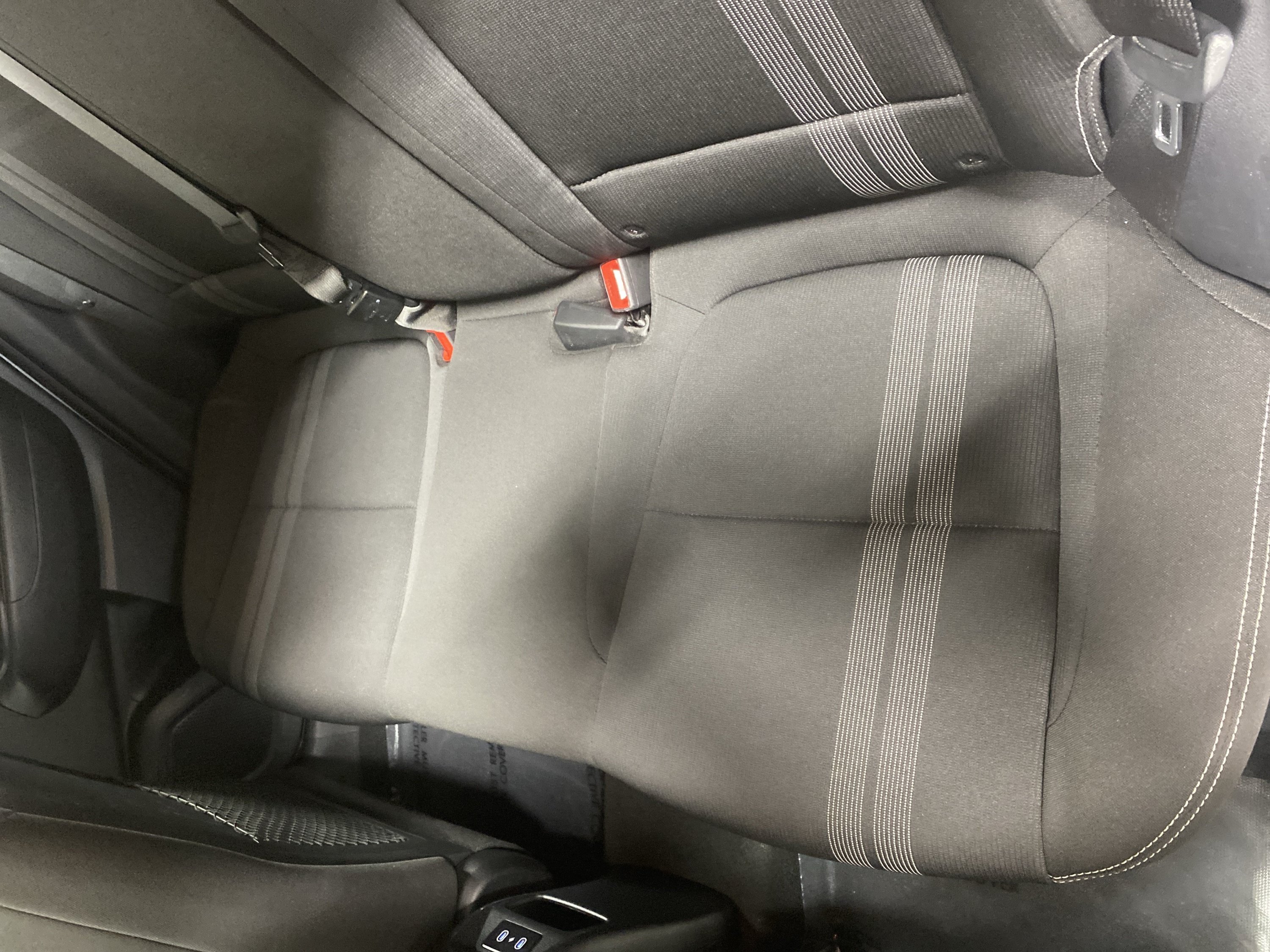 Used 2025 Hyundai Venue SEL FWD image 10